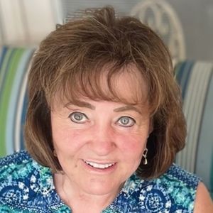 Meet your Posher, Carolyn